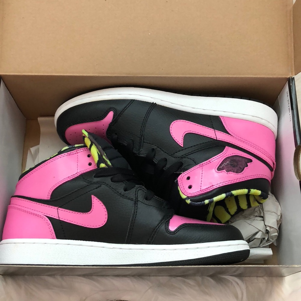 Air Jordan 1s